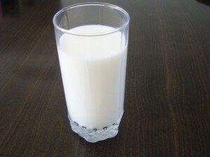 Un verre de lait pour les petits sirops