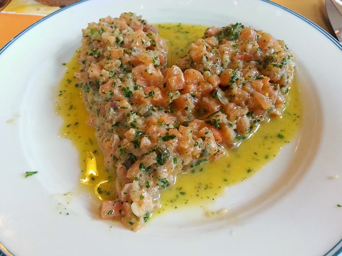 Tartare de Saumon au Petit Boeuf à Lausanne