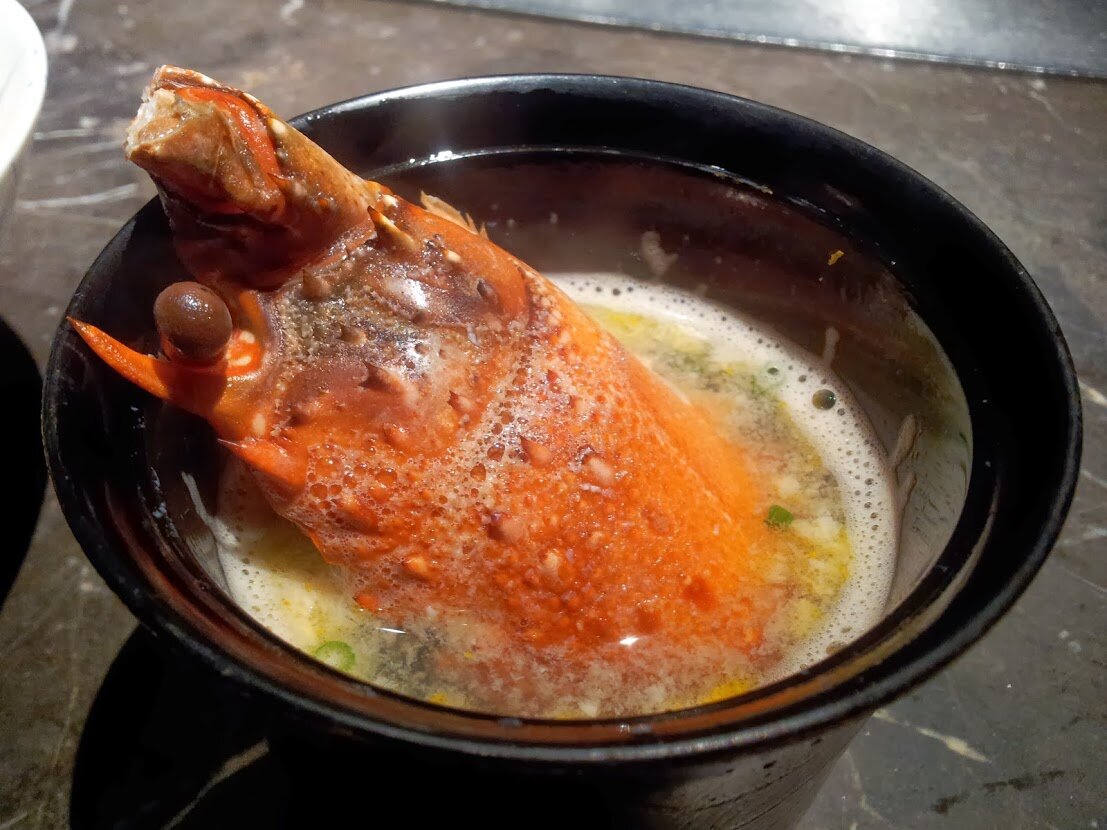 Une petite soupe au homard de Ise