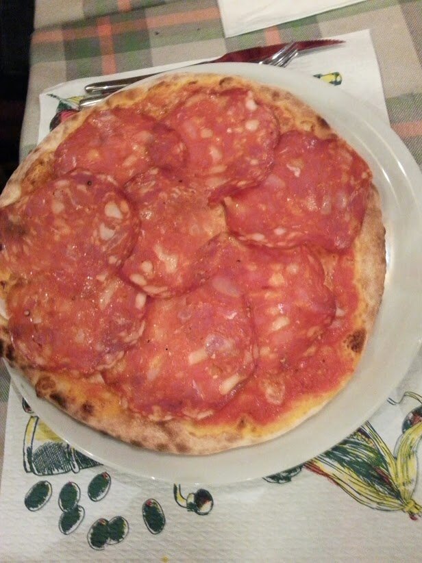 casa-d-italia-pizza-salami